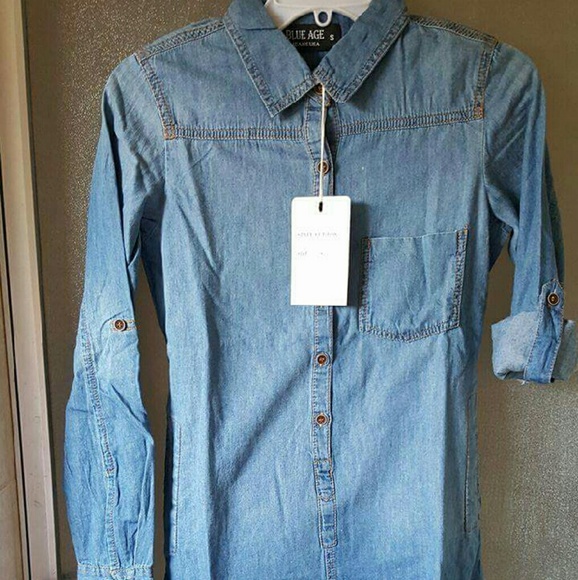 🎉 New! Beautiful light Denim Dress - Picture 2 of 4