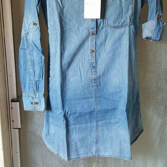 🎉 New! Beautiful light Denim Dress - Picture 3 of 4