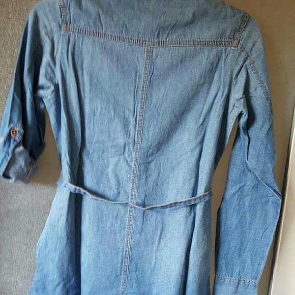 🎉 New! Beautiful light Denim Dress - Picture 4 of 4