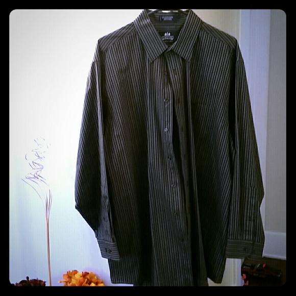 Men's dress shirt