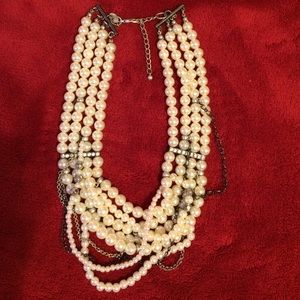 Pearl and Chain Layered Necklace