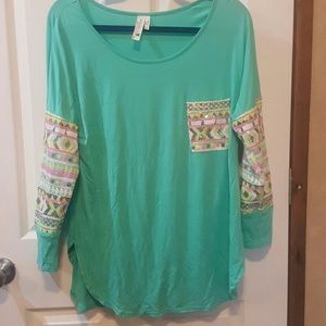 Sea foam green tunic/long sleeve blouse