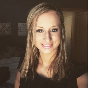 Meet your Posher, Mackenzie