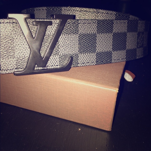 Men's Louis Vuitton leather damier 42mm