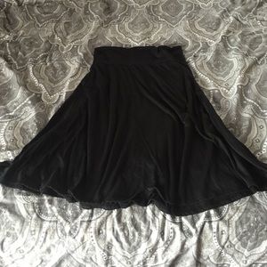 LeLaRoe Black azure skirt M