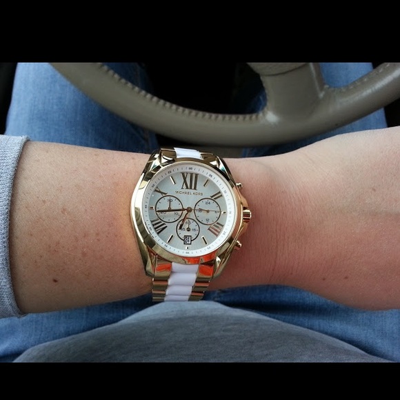 Michael Kors Gold and White watch! ππππ - Picture 6 of 6