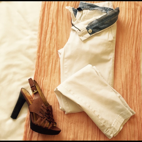 Banana Republic Weekend Chino Crop
