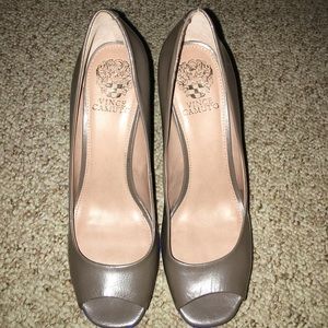 Vince Camuto peep toe heels w/ blue accent detail