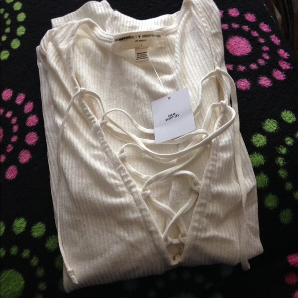 Urban Outfitters bodycon plunge lace up top-NWT! - Picture 4 of 4