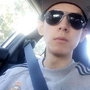 Meet your Posher, Eddie