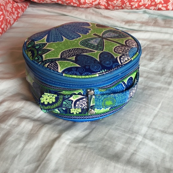 Makeup bag