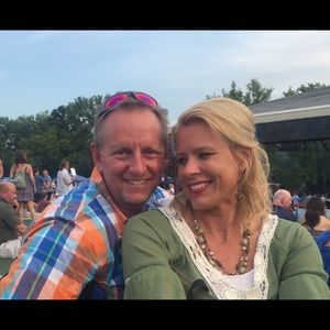 Meet your Posher, Cheri