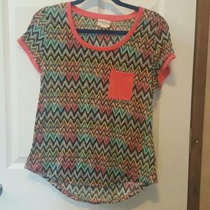 Colorful geometric tee