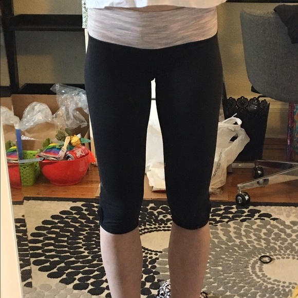 Lululemon crops!