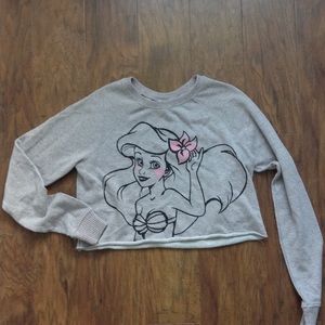 Sweater crop top