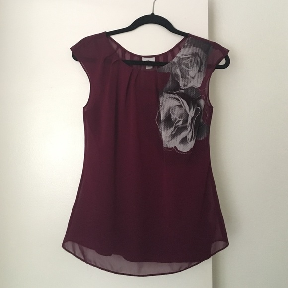 Purple cap sleeve top