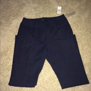 NWT Loft Julie Skinny ankle length pants in Navy