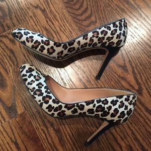 Ann Taylor leopard hair pumps, great condition