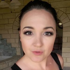 Meet your Posher, Smith