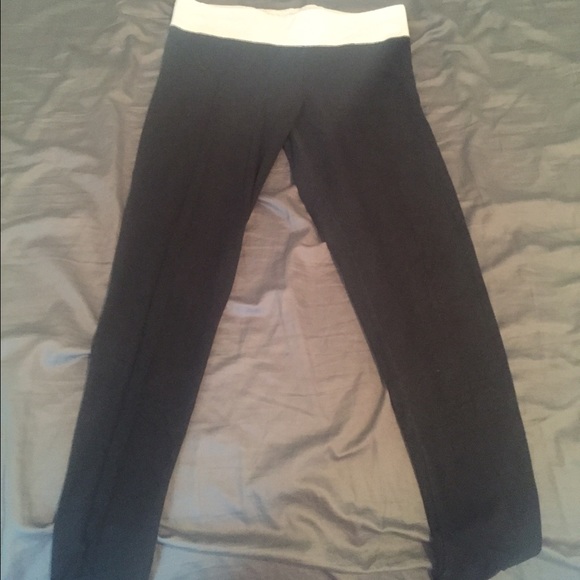 Victoria Secret PINK Yoga Leggings