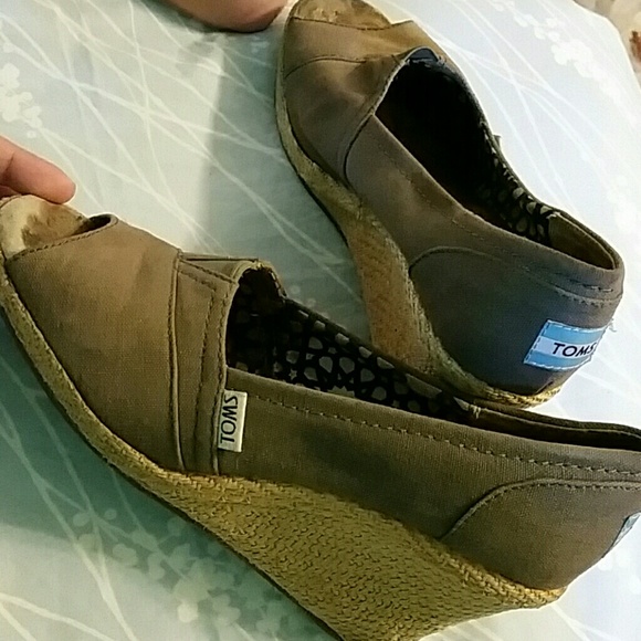 Toms Shoes - Toms heels wedges brown