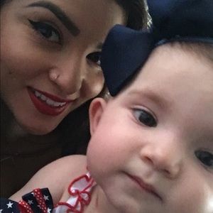 Meet your Posher, Dominique