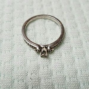 8.5 sterling silver diamond ring