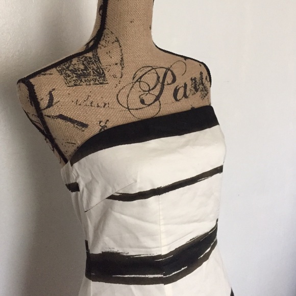 Strapless dress - Picture 1 of 4