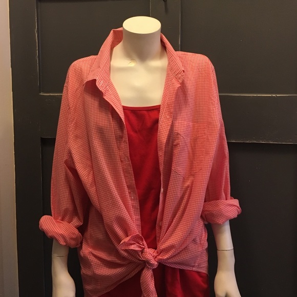 Old Navy red gingham button up shirt. Like new!!
