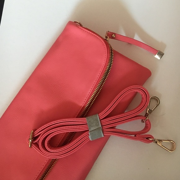 Cute pink clutch - Picture 4 of 4