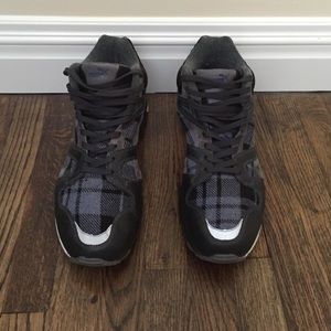 Puma men's mid- sneaker size 11 1/2