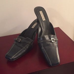 👡 Just Reduced 👡 Gently used Slides