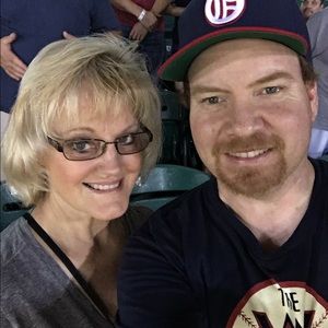 Meet your Posher, Donnie