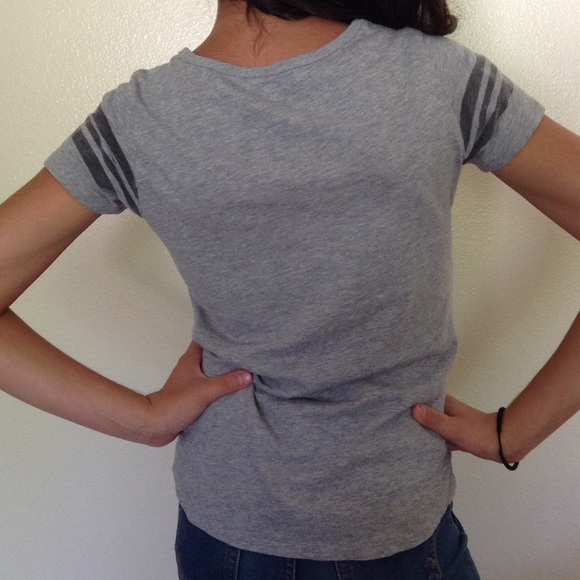 Grey Graphic TEE! - Picture 2 of 4