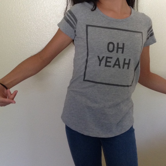 Grey Graphic TEE! - Picture 4 of 4