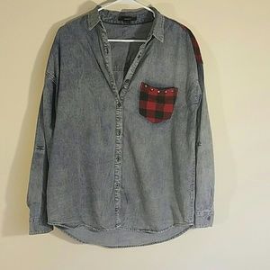 Denim and plaid long sleeve shirt by Forever 21 Denim and plaid long sleeve shirt by Forever 21
