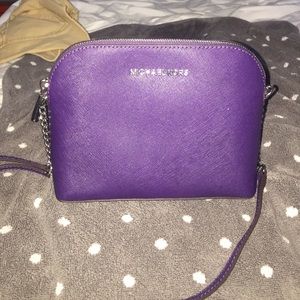 Michael Kors Cindy dome cross body