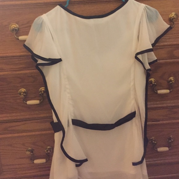 Fun and Flirty Chiffon Top - Picture 3 of 4