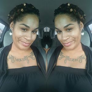 Meet your Posher, Reana