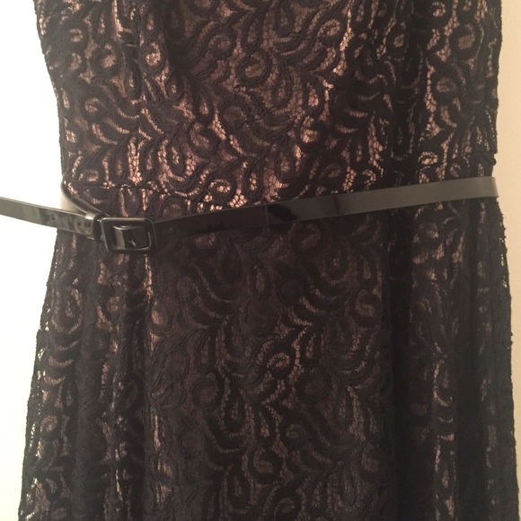 Dress - Picture 3 of 4