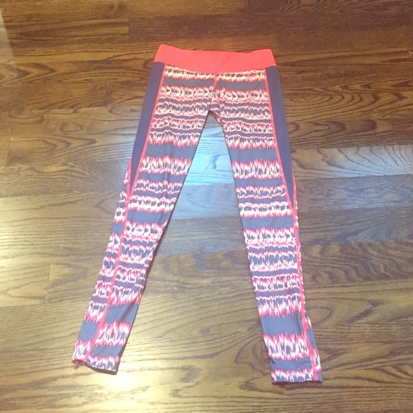 Nike athletic running pants