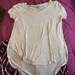 High low flowy striped top ✨