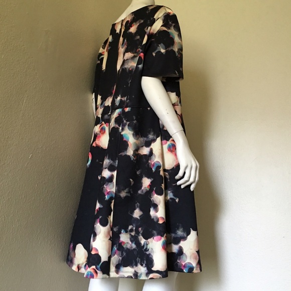 Ava & Viv Multi Print Plus Size Dress #098 - Picture 4 of 4