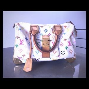 Louis Vuitton white speedy