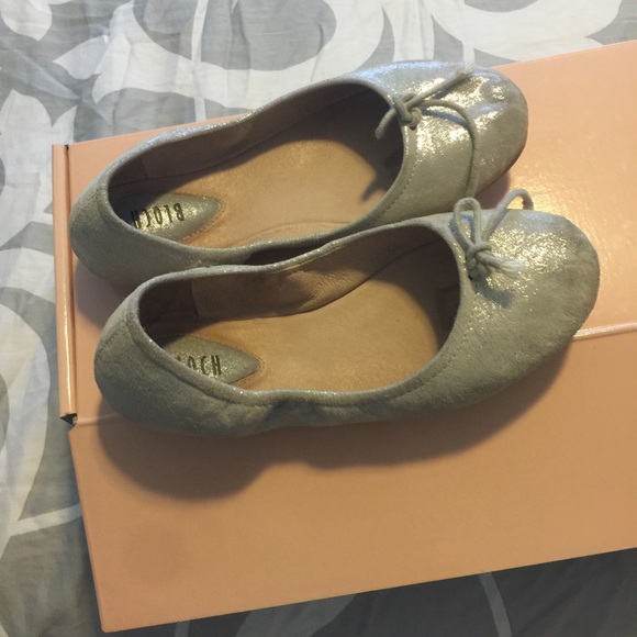 Bloch girl shoes