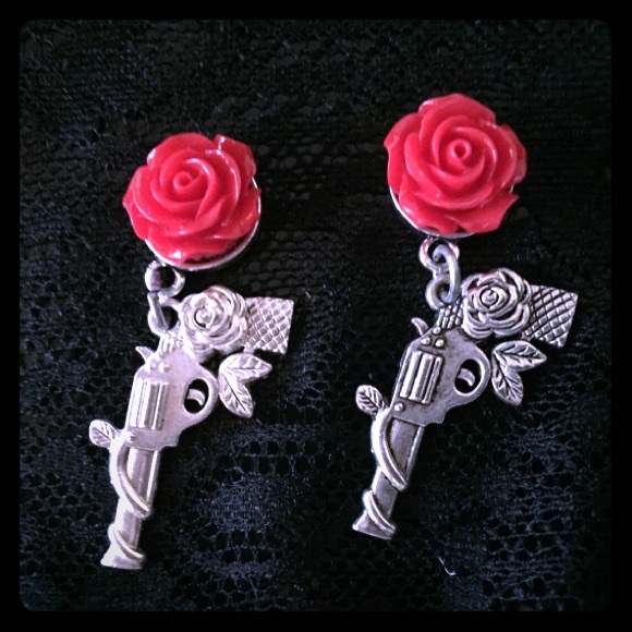 Handmade Plugs! Multiple sizes and colors