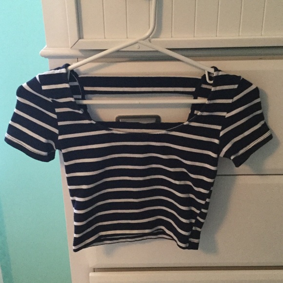 navy blue and white crop top