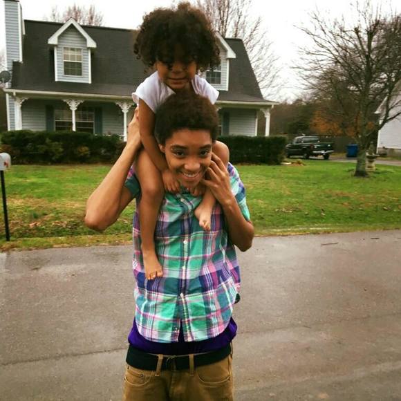 Meet your Posher, Adrianne