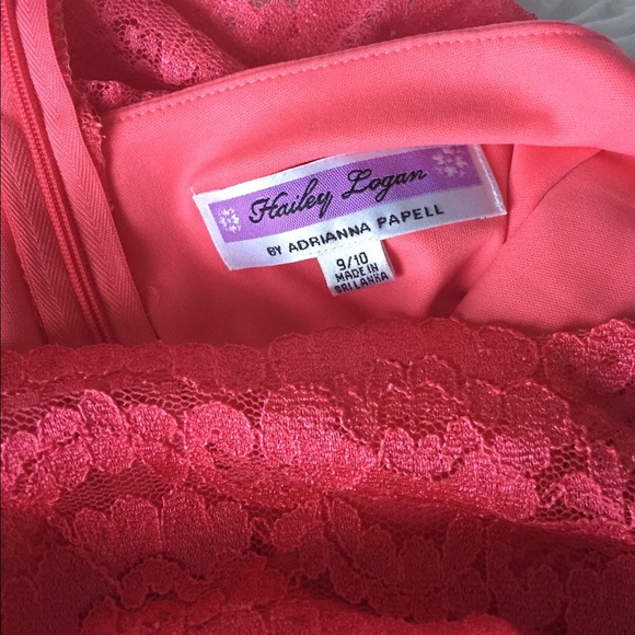 SOLD‼️ Hailey Logan Dress - Picture 3 of 3