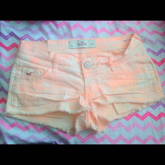 Hollister Pants - Hollister Jean Short✨sale✨